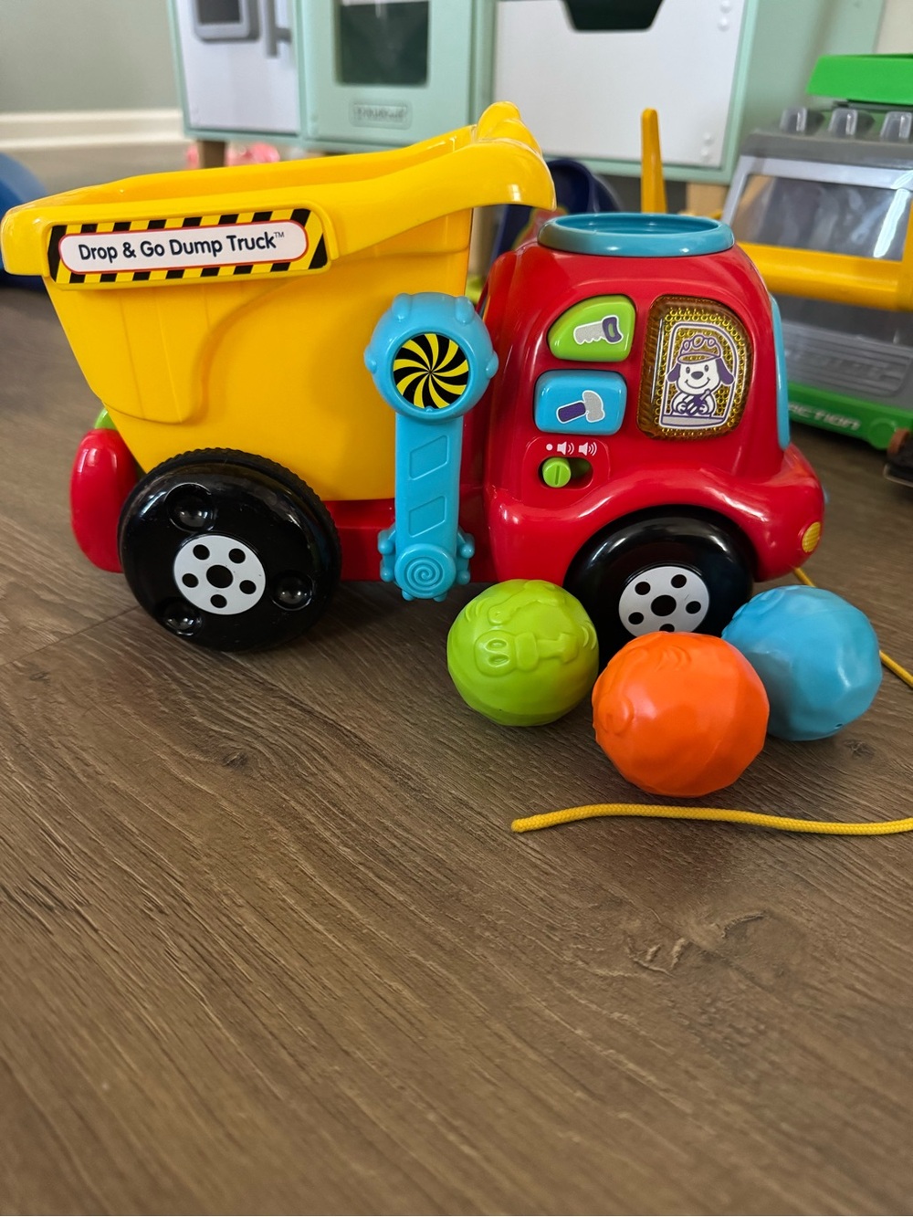 V Tech Dump and Go Dump Truck